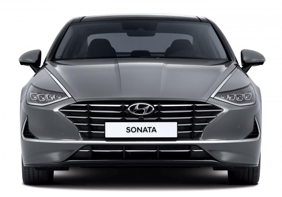  Hyundai Sonata 2019 года  (KR) (фото 15 из 42)